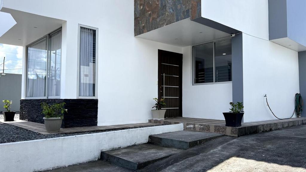 Casa Familiar Moderna - 3