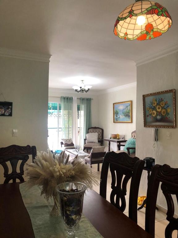 Santo Domingo Apt 2H a few steps from downtown, Peralejo