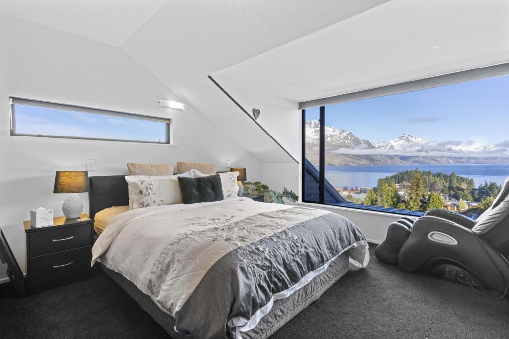 Awesome Studio - Amazing Mountain & Lake Views, Queenstown