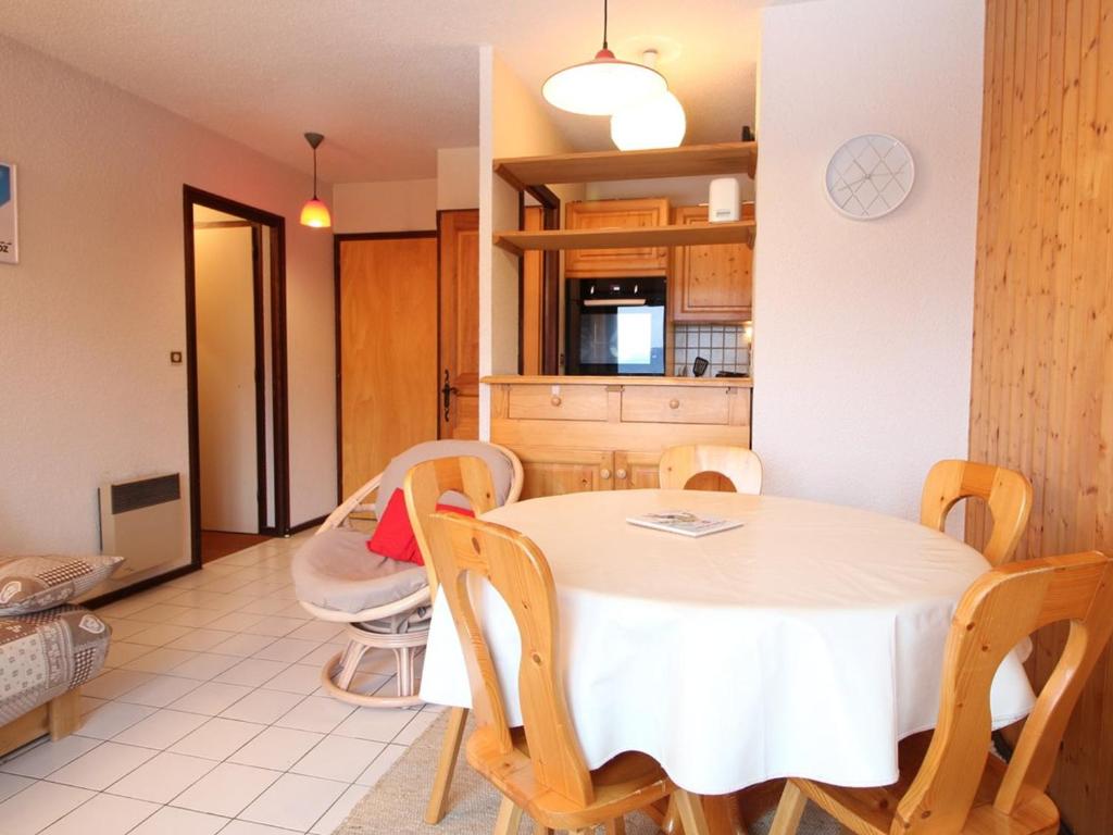3 Pièces aux Carroz, 6 Pers, Terrasse, Parking - FR-1-572-338 - 3
