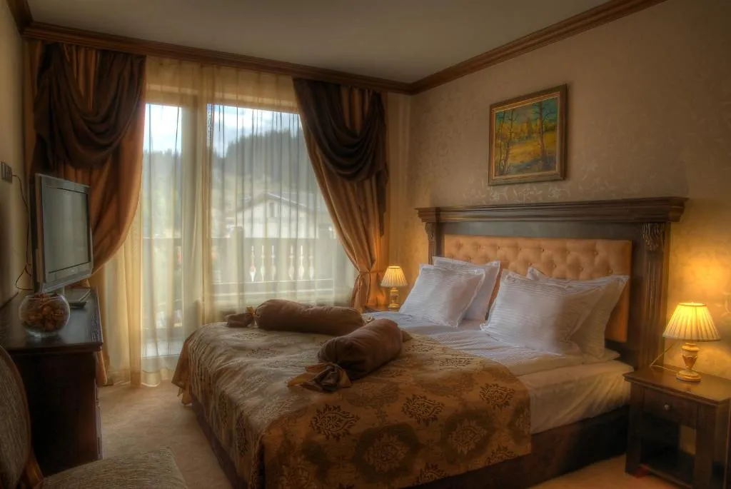 Hotel Iva & Elena，位于潘波洛沃的酒店