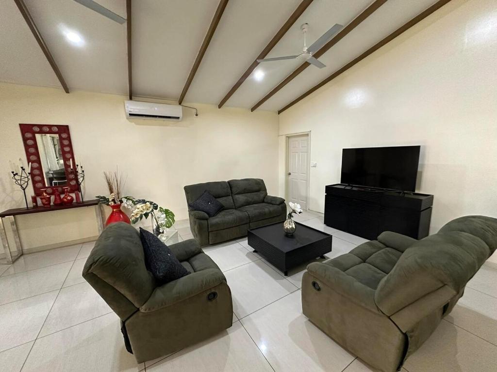 Amataga 4-En-suite Bedroom House, Apia