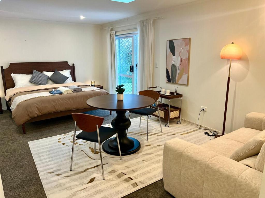 Sunny Matua, Private Suite, Quiet Stay, 5star Bed, Tauranga