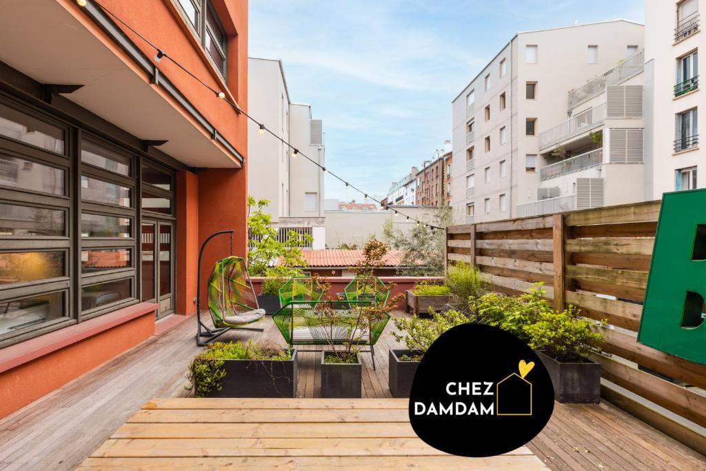 CHEZDAMDAM - le Loft du Stade - 6 chambres - terrasse - arcade - 3
