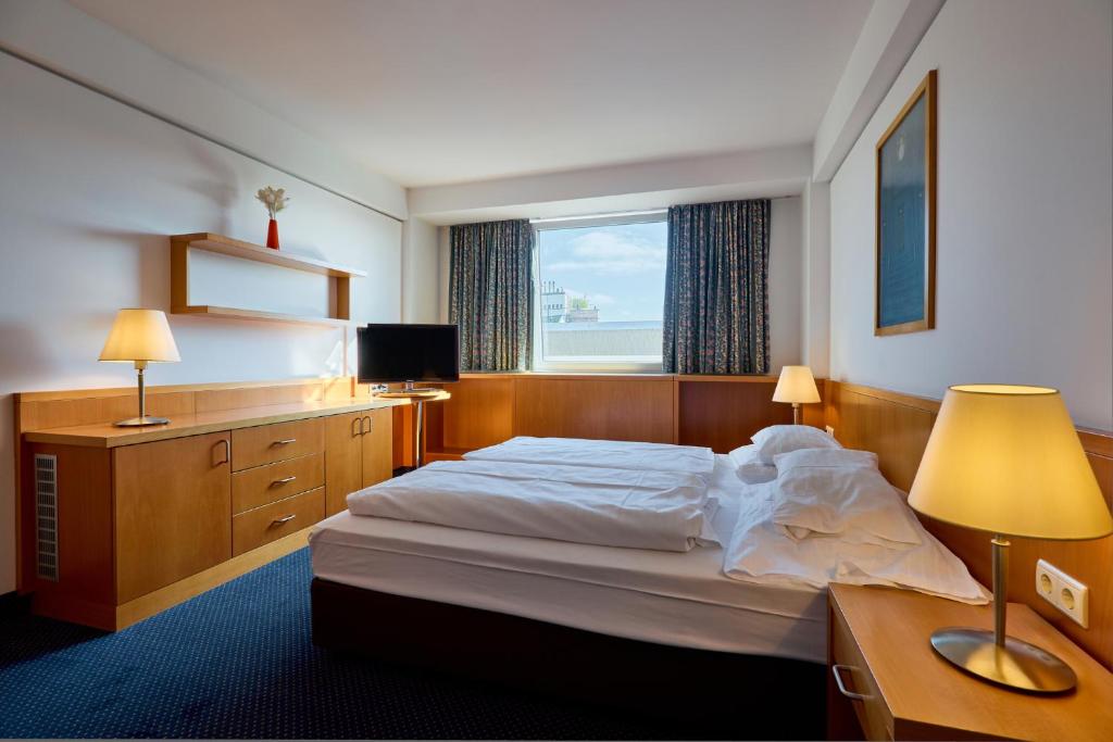 Hotel and Palais Strudlhof