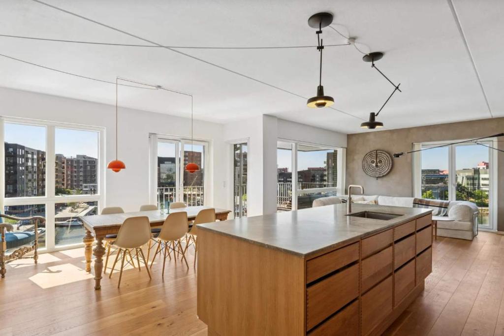 Luxury Apt with Harbor Views 2, Kopenhaga