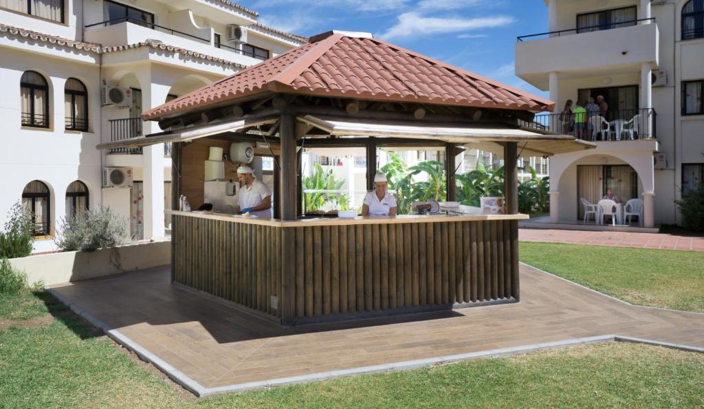 Hotel Puente Real Photo 43