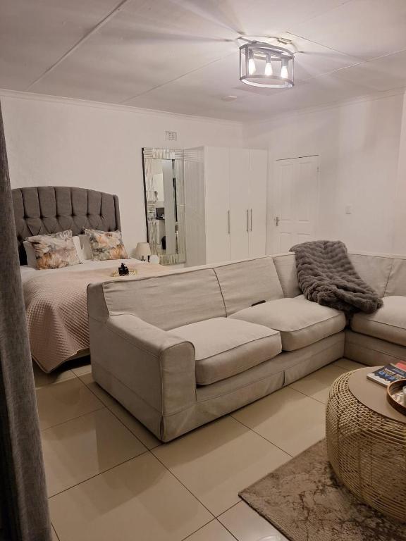 M&M2 Guest Lodges, Johannesburg