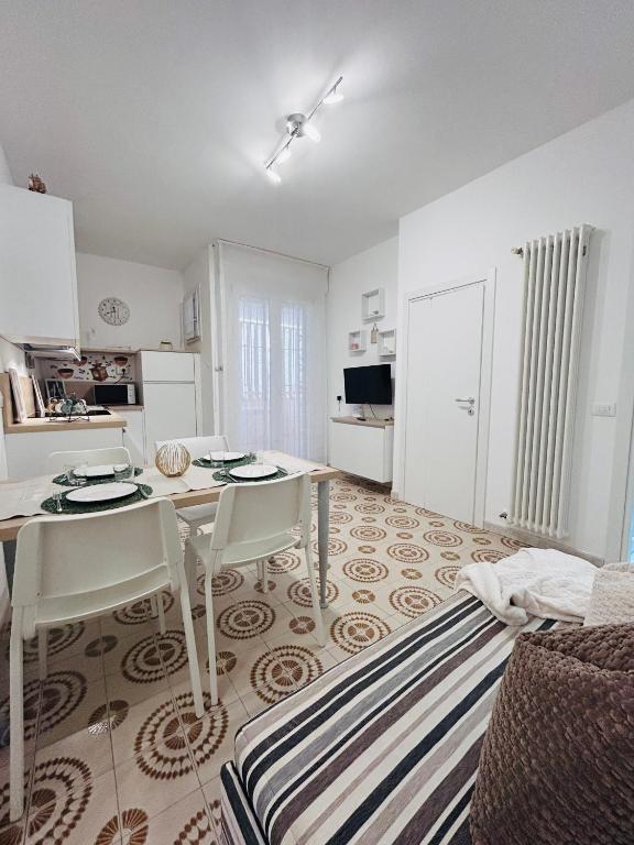 Angiolieri Flexrent - Immobiliare Abissinia, Riccione