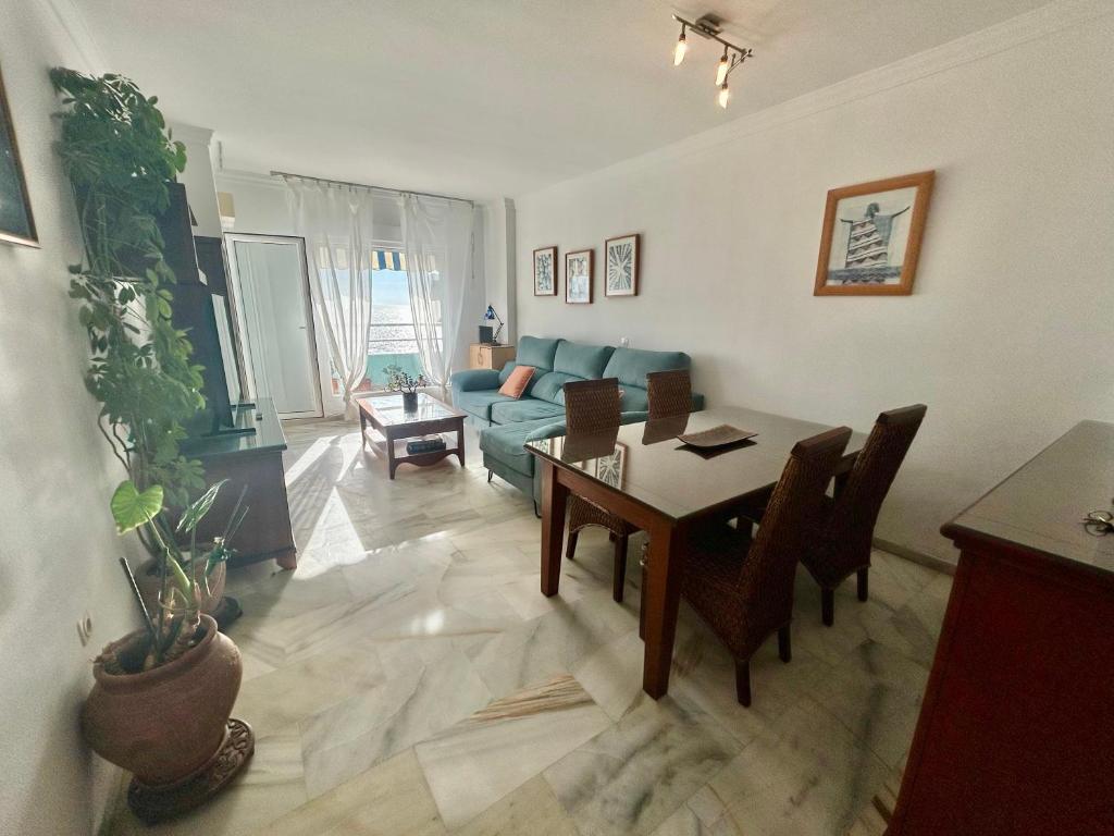 GATU PREMIUM Villa Isabel TERRAZA,PARKING,1ºLINEA PLAYA,WIFI,VISTA AL MAR - 2
