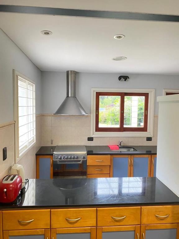 Casa con pileta en SIERRA DE LOS PADRES - 3