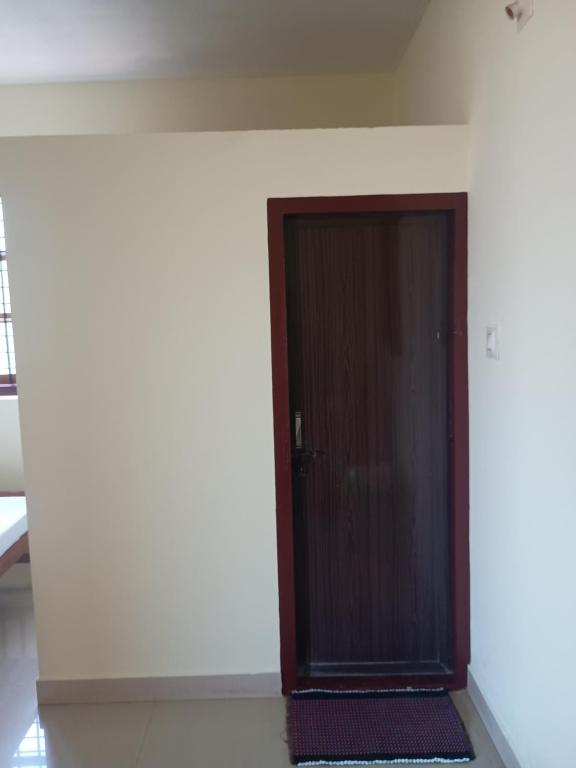 RR comforts, Halebīd