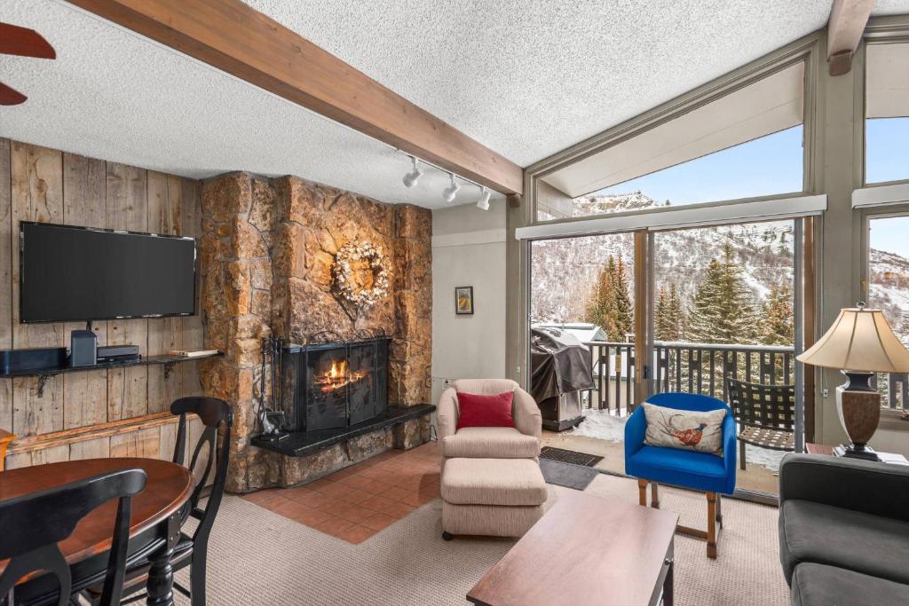 Lichenhearth 17, Snowmass Village