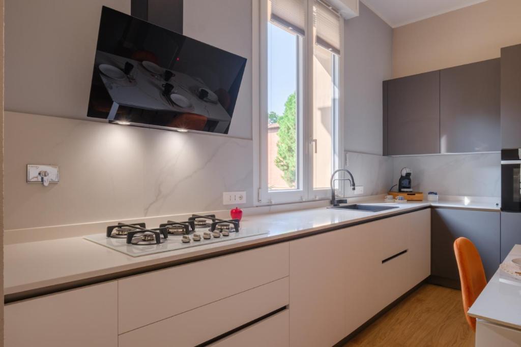 Free Parking In Centro - Suite Home San Vitale - 5