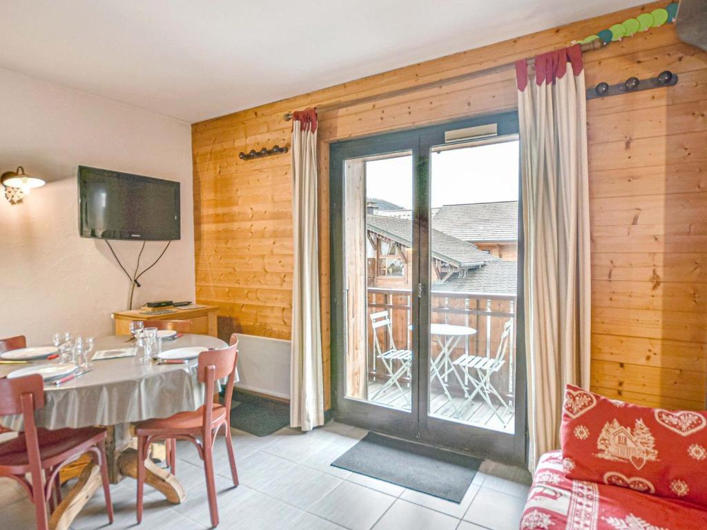 Studio cosy centre-village avec balcon, parking, cuisine équipée - FR-1-685-50 - 4