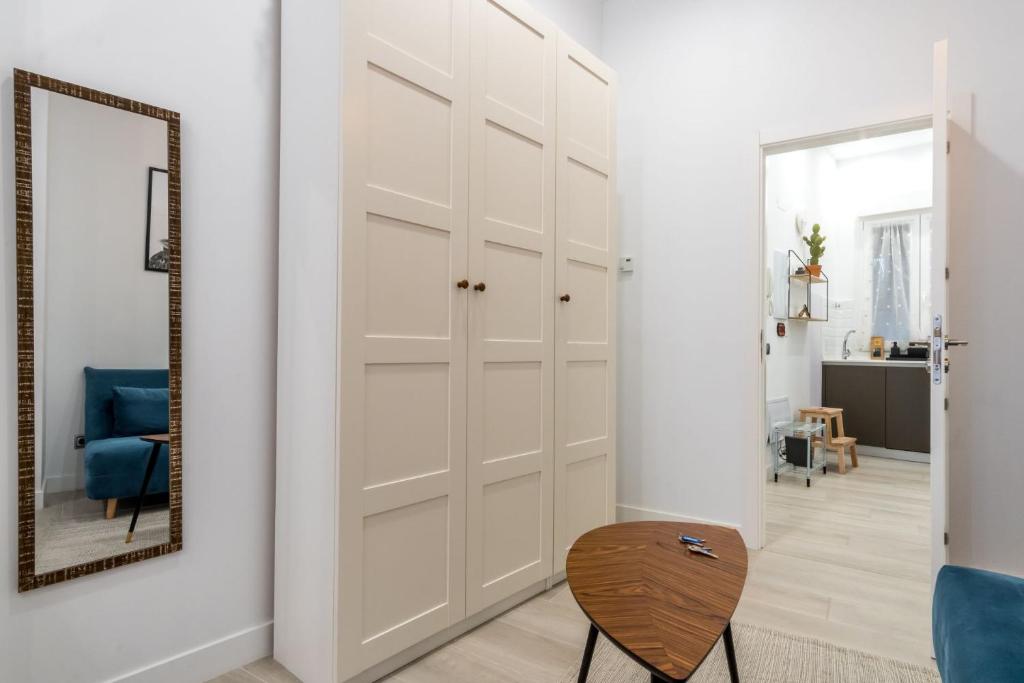 2 Bedrooms 2 Bathrooms - Modern and Cozy- Imperial - 3