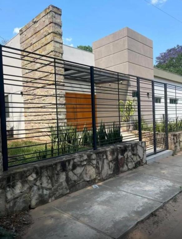 Spacious house, space, comfort and pet friendly - 2