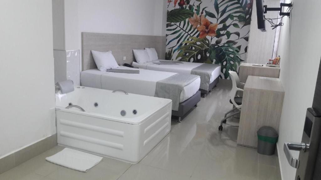 Hotel Lleras Express - 2