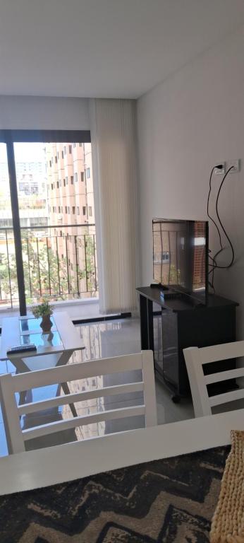 Alquilo departamento de 2 ambientes - 1