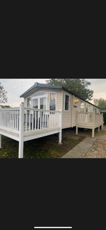 Prestige Static Caravan on 5 Star Holiday Park, Cheswick