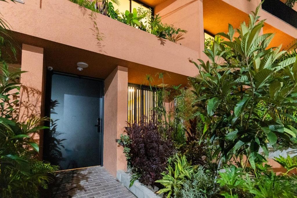 201 Stylish Retreat in Laureles Area Terrace AC - 4