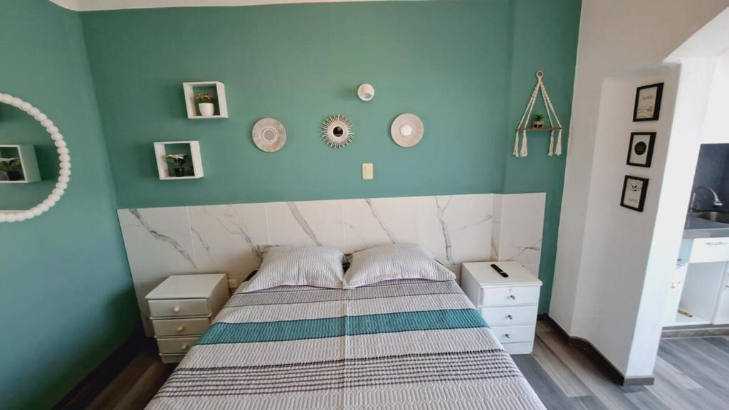 Estudio Funcional con Cama Queen, Cocina y Terraza - 4