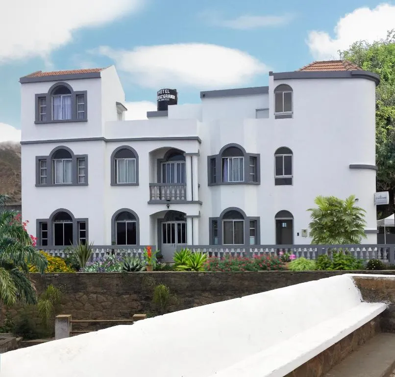 Hotel Cruz Grande-Brava，位于Vila Nova Sintra的酒店