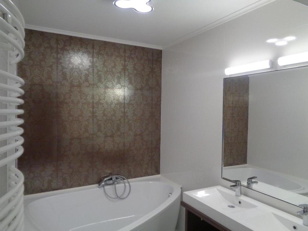 Hotel Irisz photo