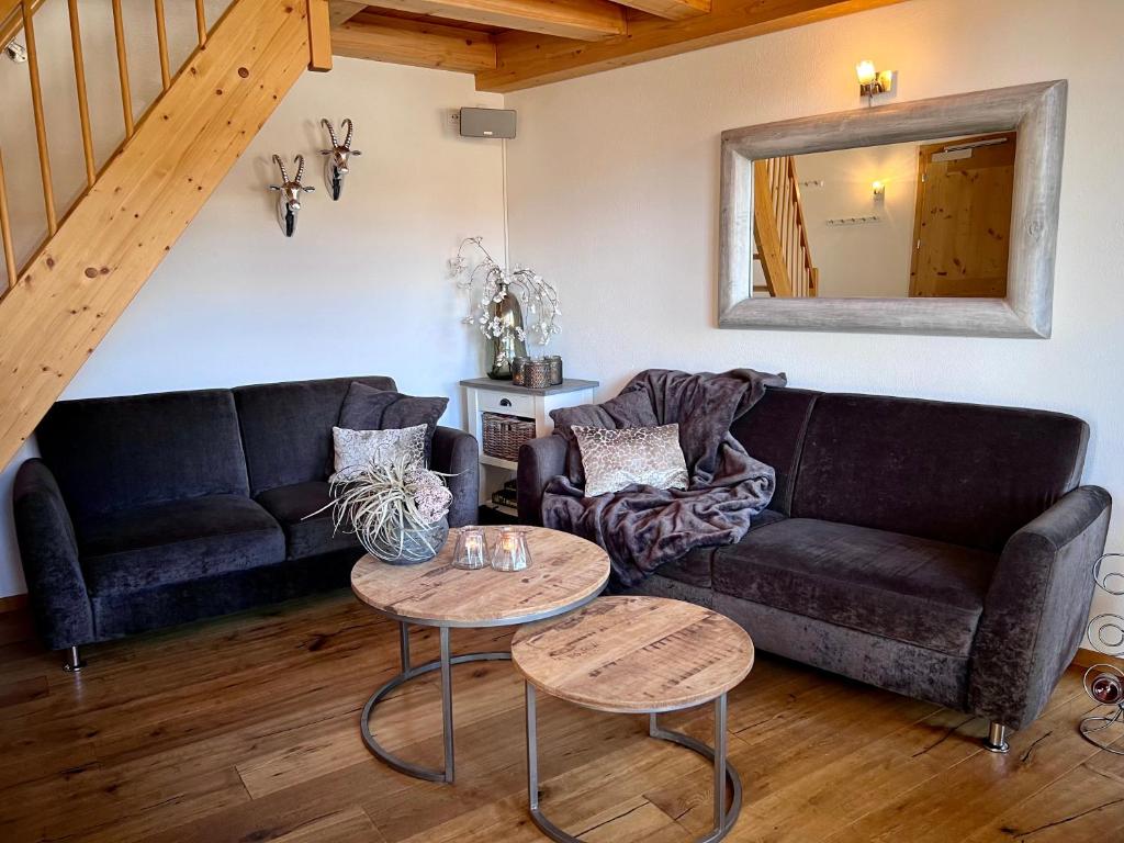 Penthouse JenSen - 5