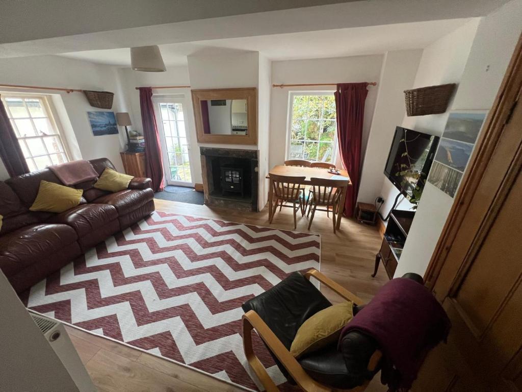 Robinsons Cottage, Cockermouth - pet-friendly stay