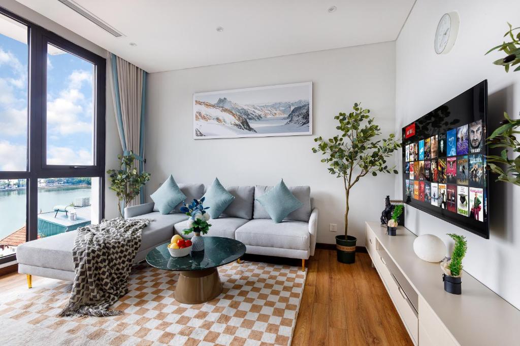 Margaery Boutique Apartment & Skyon9 Rooftop Bar