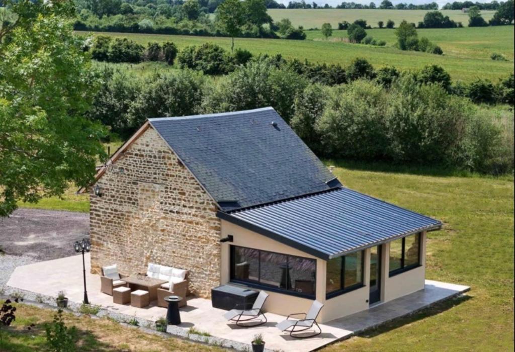 Amour, Le Ménil-Vicomte