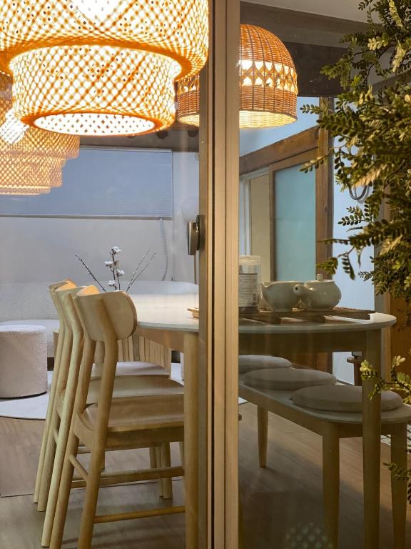 Free Parking 3BR Private Hanok Autumn Vibe 서울 야경 명소 낙산공원 셀프체크인