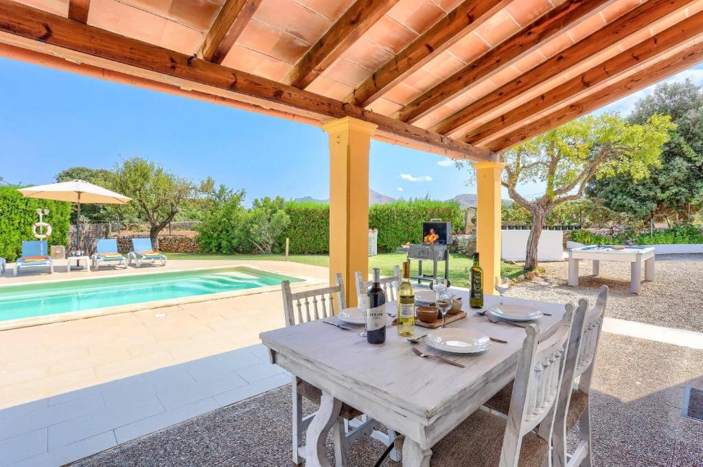 Villa Es Corto by Villa Plus - 4