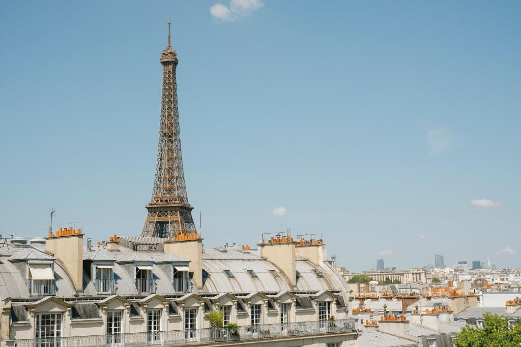 Rayz Eiffel - 3