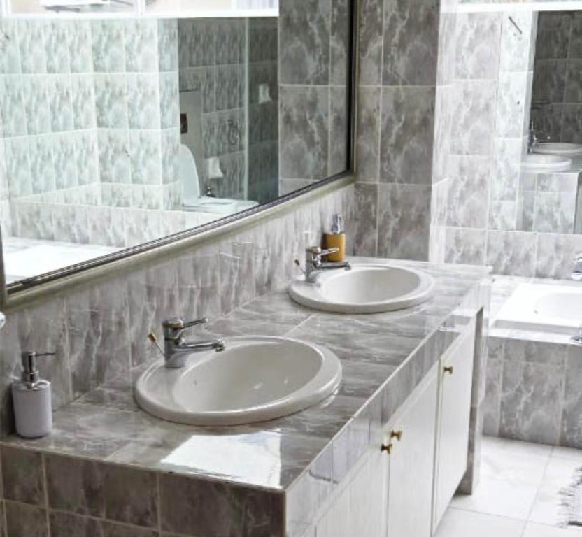 Sandton ExcluStay, Johannesburg