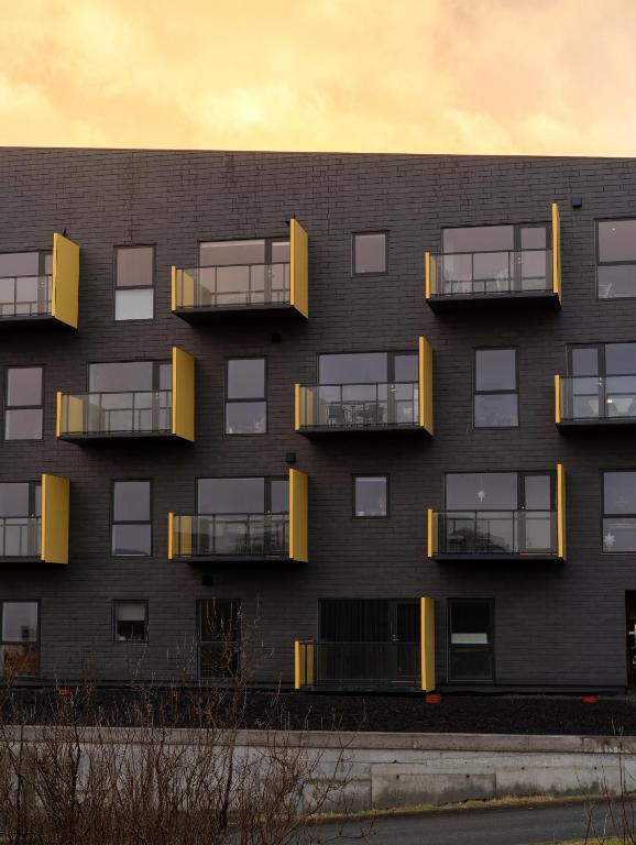 Unwind in Style - 2 BR - Hiking - Family, Tórshavn