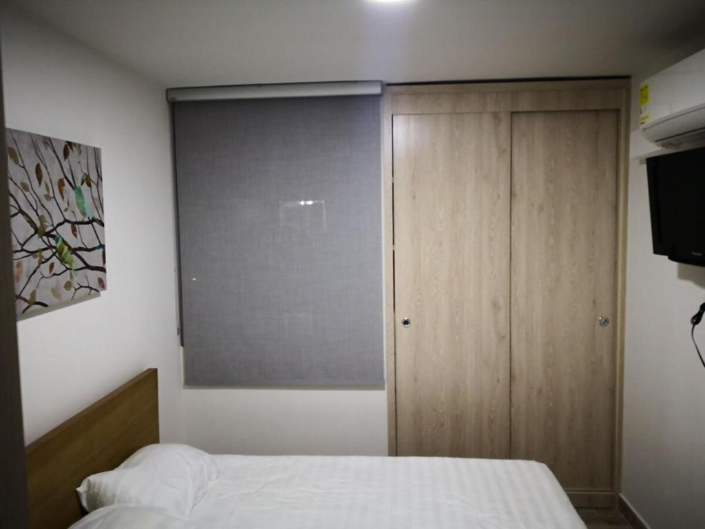 Modern Apartment Ideal for Rest in Giradot - 4