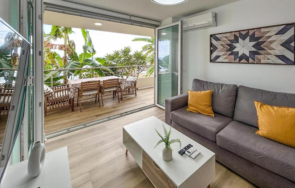 1 Bedroom Lovely Apartment In Benalmadena - 3