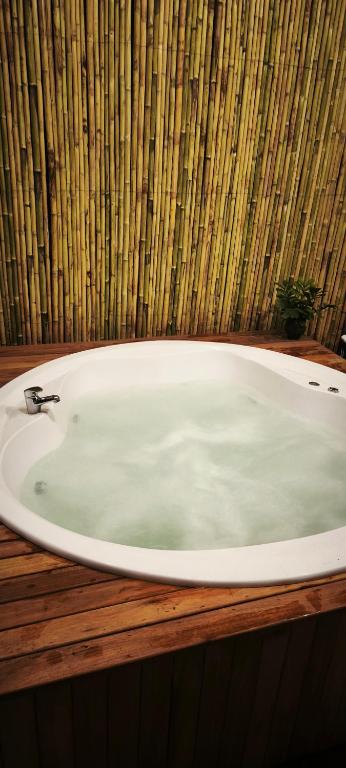 Un oasis en la ciudad, La Casita - 2