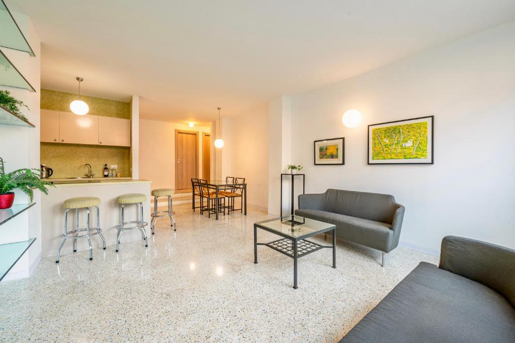 Spacious Apartment Navigli - 2