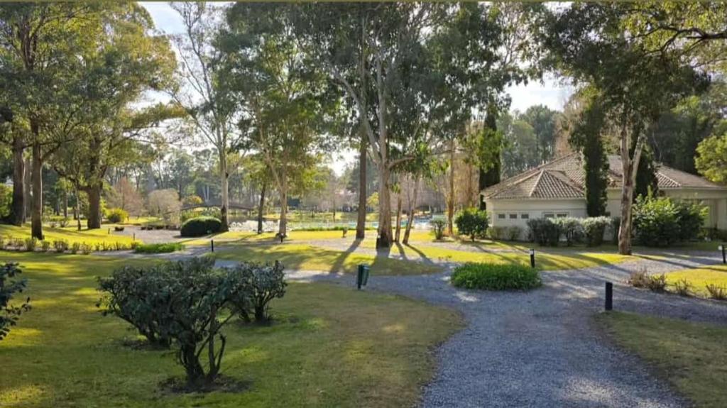 Green Park Solanas hermoso Monoambiente con vista lago - 3