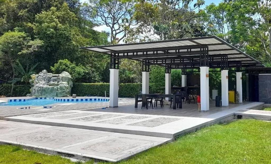 Finca Hotel Villavalusa - 5