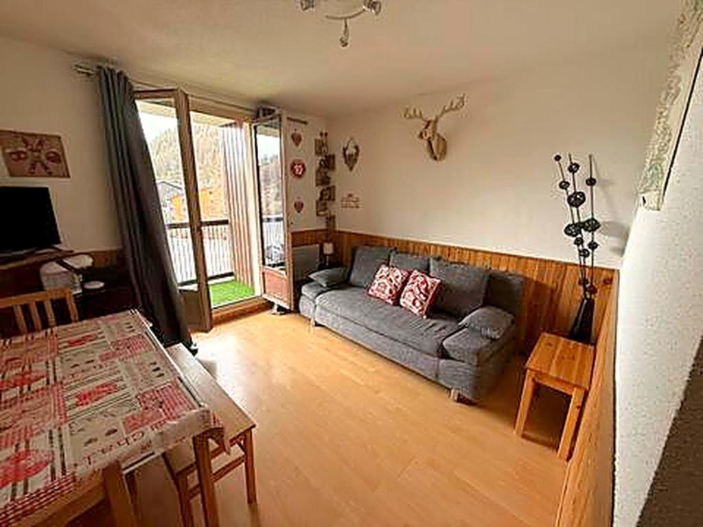 Studio cosy - centre station - Balcon avec vue montagne - Parking privé - 2
