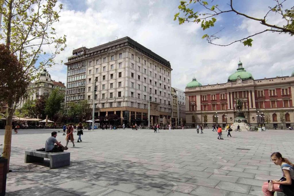 Five Points Square - City Center - 2