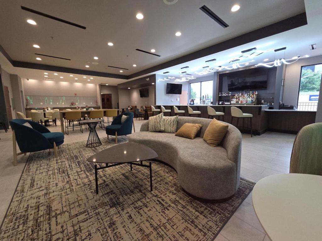 ホリデイ イン セントルイス フェアビュー ハイツ バイ IHG (Holiday Inn Saint Louis-Fairview Heights By IHG) レストラン