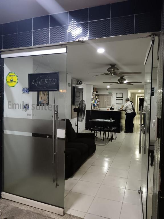 Hotel Emily Suite - 5