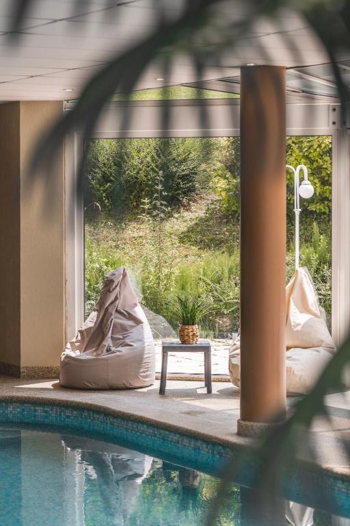 スイミングプール