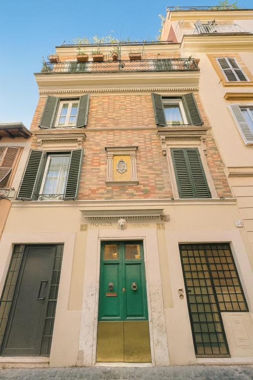Dimora del Borgo with balcony in Saint Peter, Рим