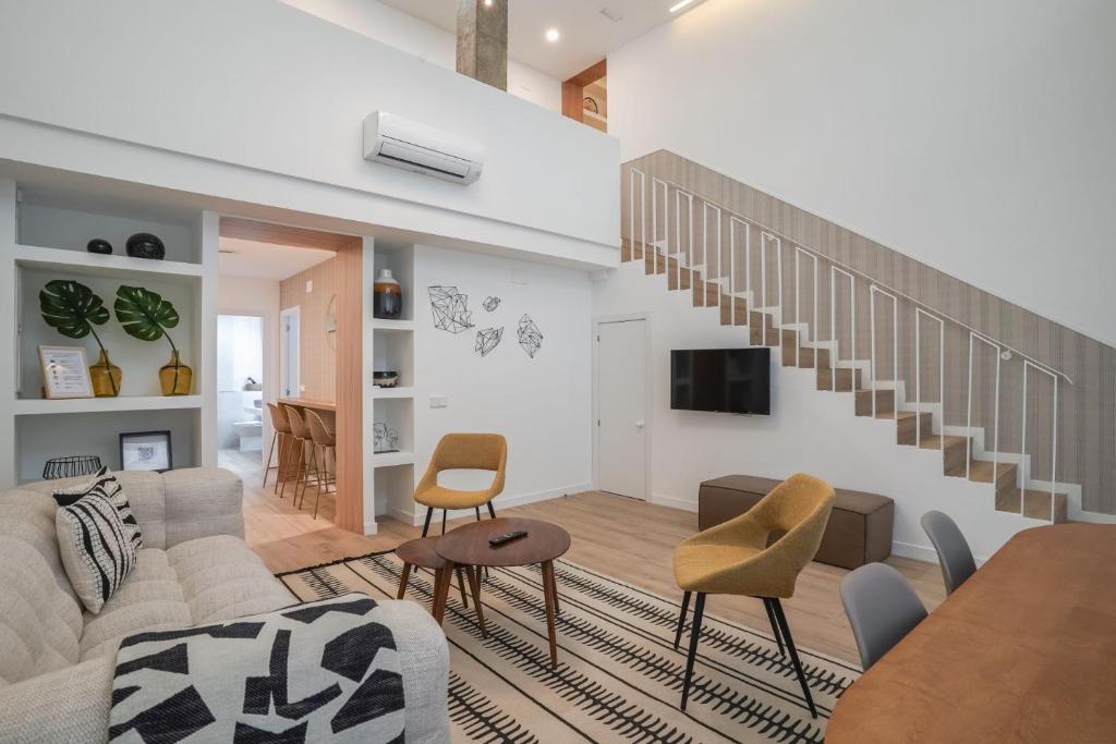 Modern duplex-3Bedrooms 3Bathrooms-Lavapiés - 2